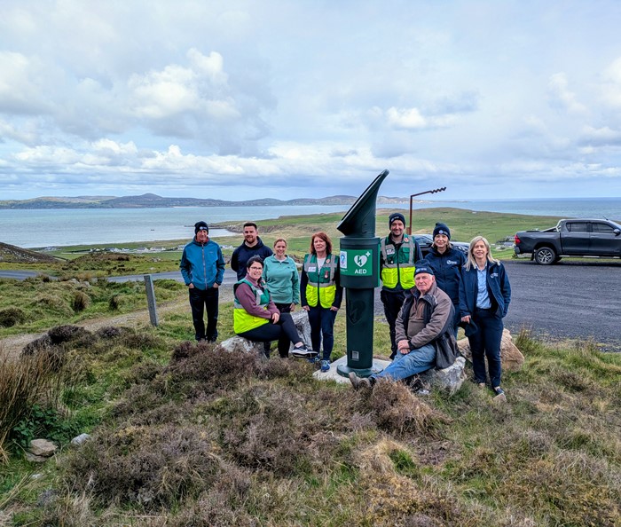 We are proud to announce the installation of our latest defibrillator at Mamore Gap, Clonmany