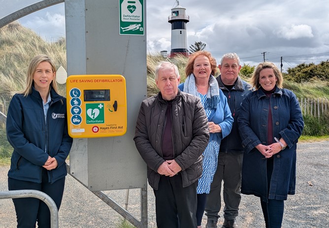 Defibrillator at Big White Bay Shrove