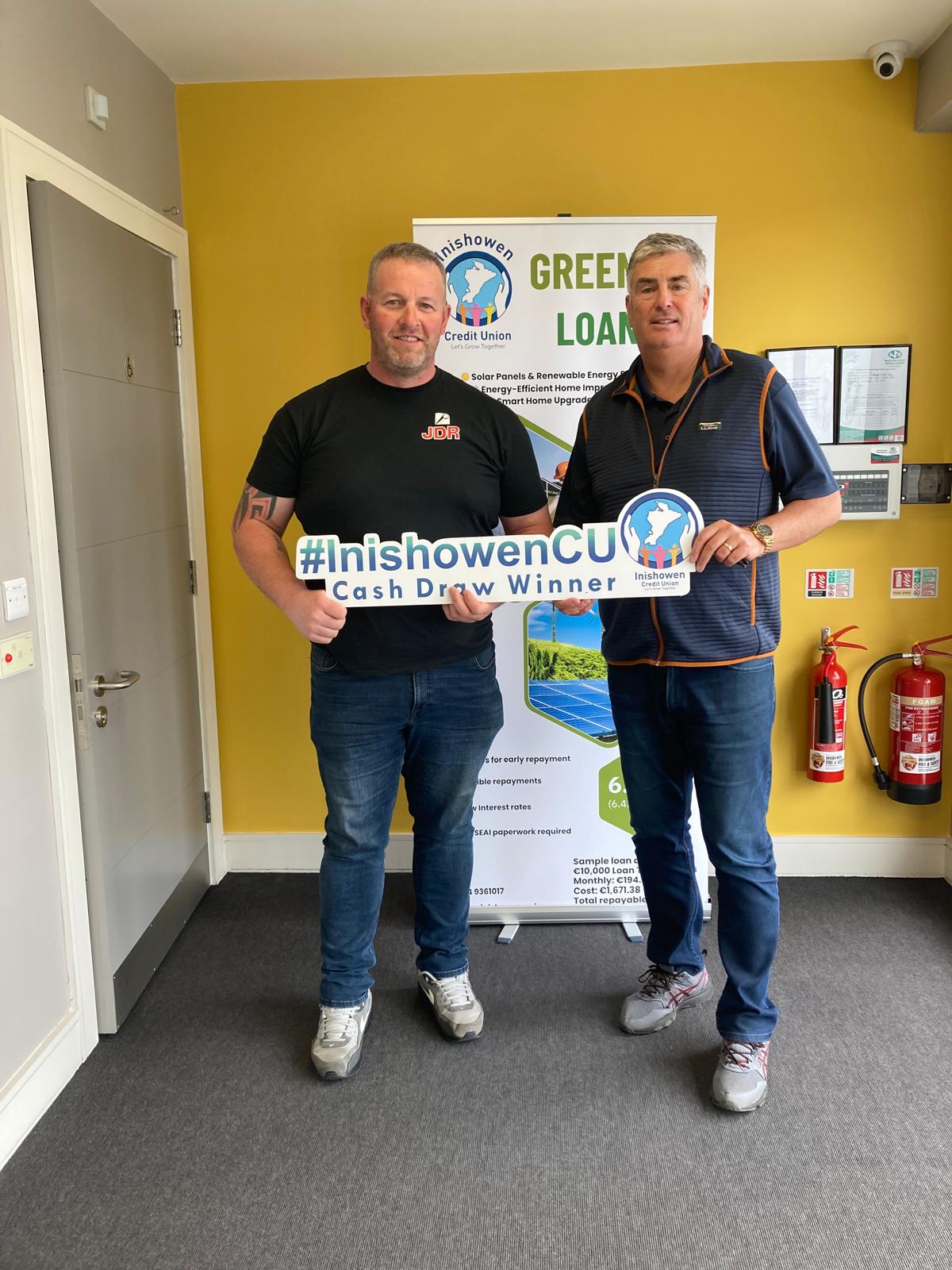 A big well done to another one of our lucky Members' Cash Draw winners, Gordon — pictured here with our staff member Sean