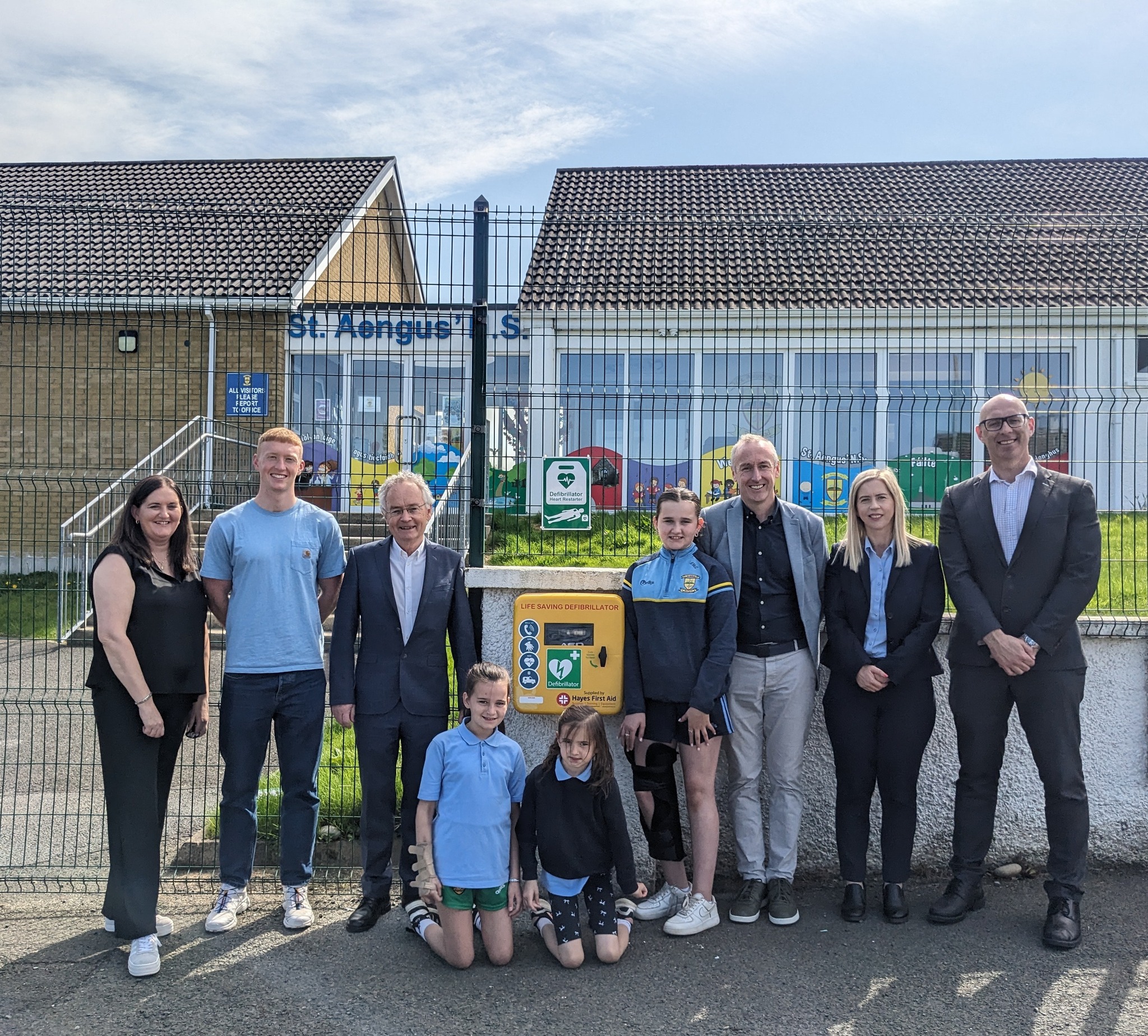 Community Fund First Defibrillator installed!