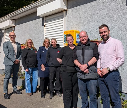 Defibrillator installed at Swan Park